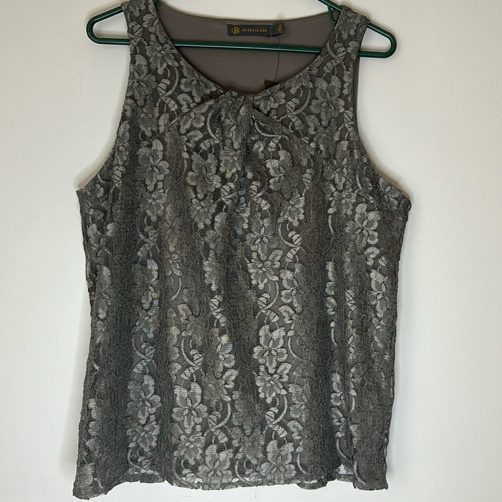 Outback Red Gray floral lace sleeveless top size L NWT